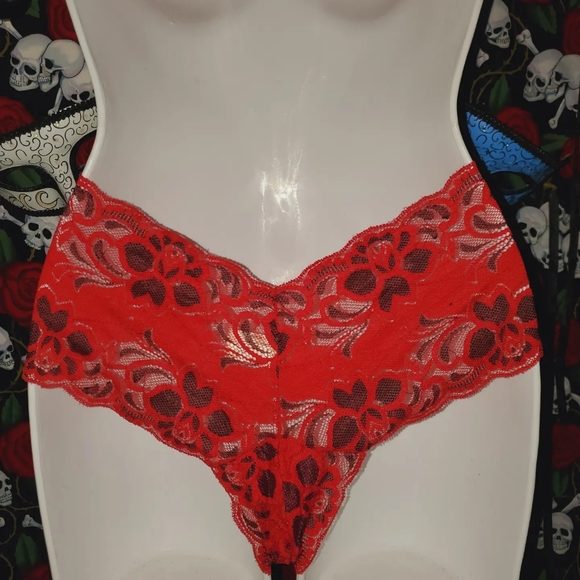 ❤Perfect Valentines Day Red Black & WHT Lace Booty Shorts Size L❤ - Picture 7 of 8